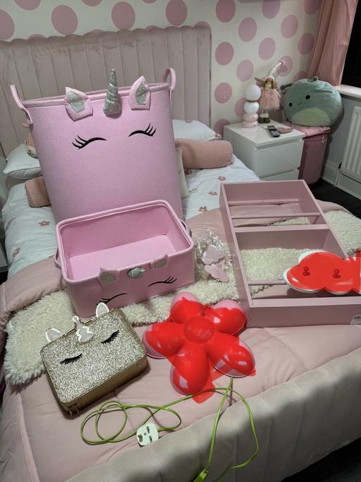 Buy & Sell Dudley Town Centre Dudley - Photos for Girls joblot bedroom bookcase/ storage/light