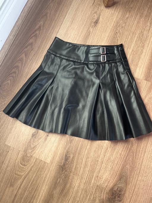 Buy & Sell Conisbrough Doncaster - Photos for As new girls black skirt age 12 years