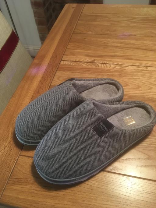 Buy & Sell Willenhall Walsall - Photos for Mens Slippers