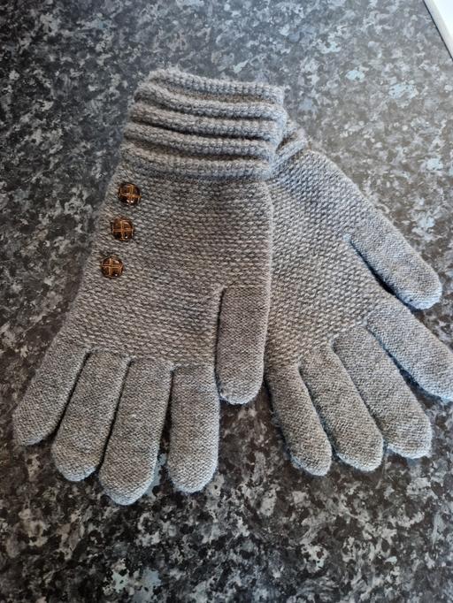 Buy & Sell Leicester City Centre Leicester - Photos for brand new ladies gloves