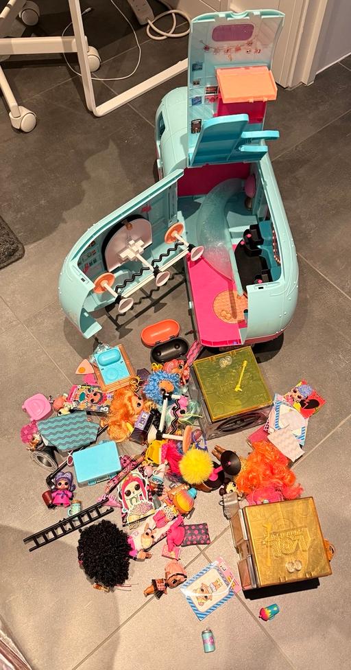 Buy & Sell Eastcote Hillingdon - Photos for LOL Surprise Campervan, Dolls and Accessories
