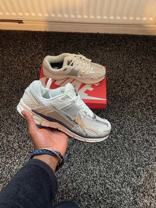Buy & Sell Romford Havering - Photos for Nike Vomero 5