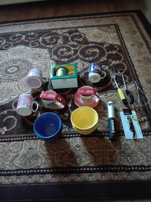 Buy & Sell Blakenhall Wolverhampton - Photos for Bundle of Mugs & cup & Saucers.