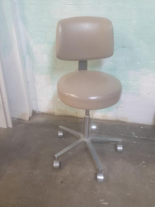Buy & Sell Wolverhampton West Midlands - Photos for Free chair