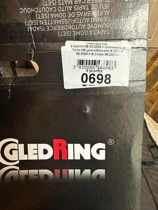 Vehicles Sheffield Sheffield - Photos for Gledring Rubber car mats set