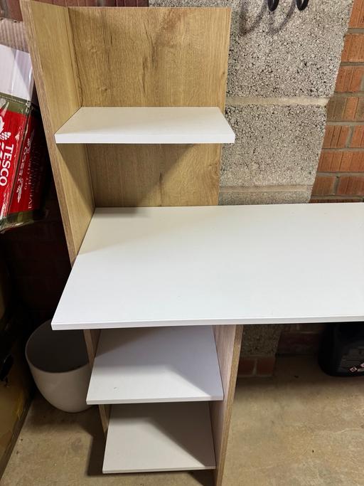 Buy & Sell Little Oakley North Northamptonshire - Photos for White and teak effect desk/workstation
