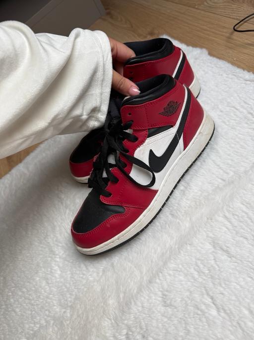 Buy & Sell Selly Oak Birmingham - Photos for Jordan 1s red size 5