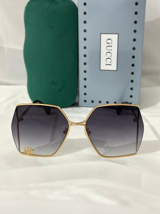 Buy & Sell Watford Three Rivers - Photos for Gucci Women’s Square Sunglasses Grey Gold
