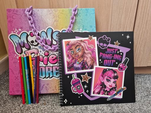 Buy & Sell Bartley Green Birmingham - Photos for Monster high bag book and pencil crayons