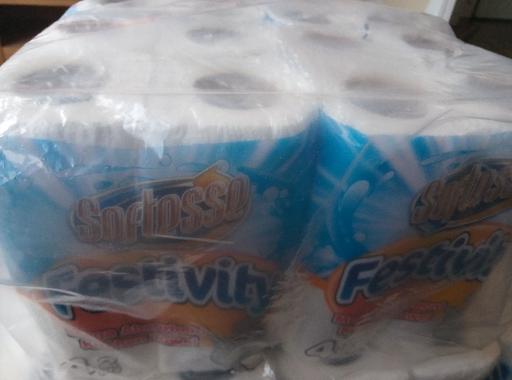 Buy & Sell - Photos for Hand towels tissue.bundle