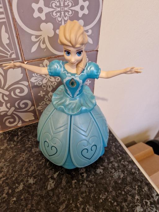 Buy & Sell Leicester City Centre Leicester - Photos for light up and dancing elsa