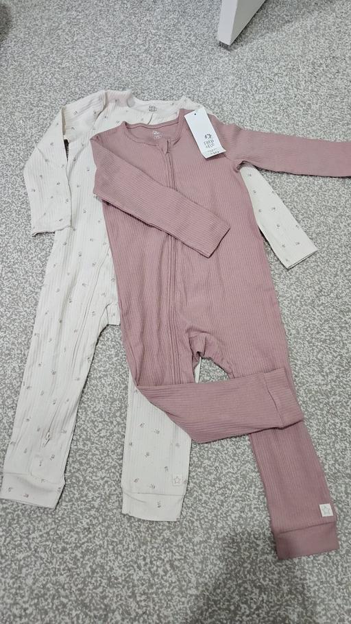 Buy & Sell Worsthorne Burnley - Photos for footless sleepsuits