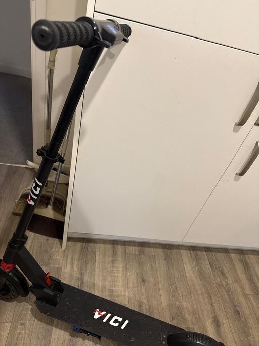 Vehicles Askern Doncaster - Photos for Electric scooter 🛴