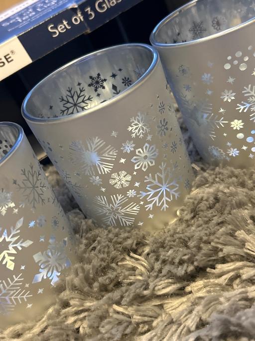 Buy & Sell Dovecot Knowsley - Photos for Set if 3 Xmas Glass tea lights. Siver . New