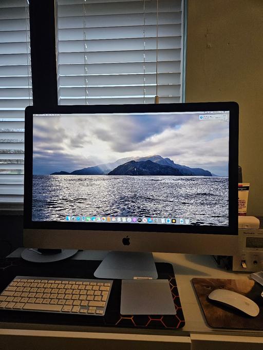 Buy & Sell Salisbury Wiltshire - Photos for apple imac 27in display