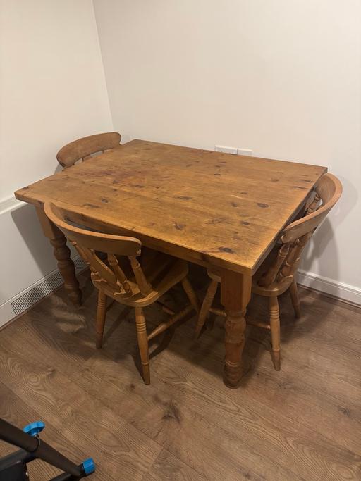 Buy & Sell Grove Park South East London - Photos for Solid wooden dinning table +3 chairs £25