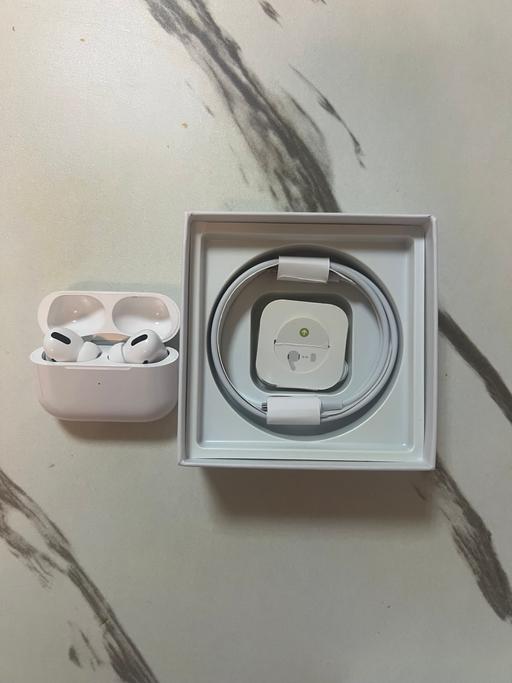 Buy & Sell Rotherhithe South East London - Photos for AirPod