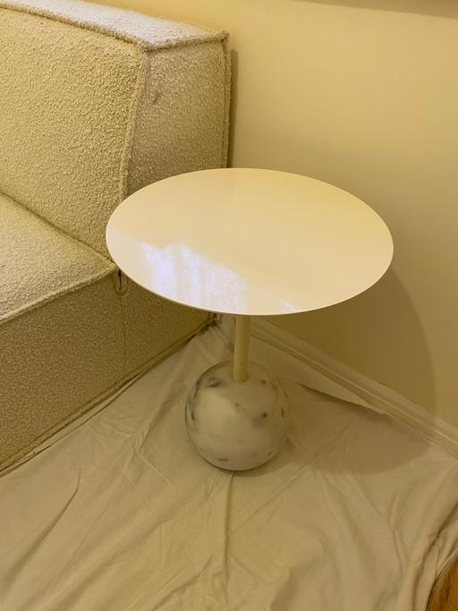 Buy & Sell Cadmore End Buckinghamshire - Photos for Marble table