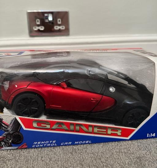 Buy & Sell Wallington Sutton - Photos for Gainer Remote Control transformer car