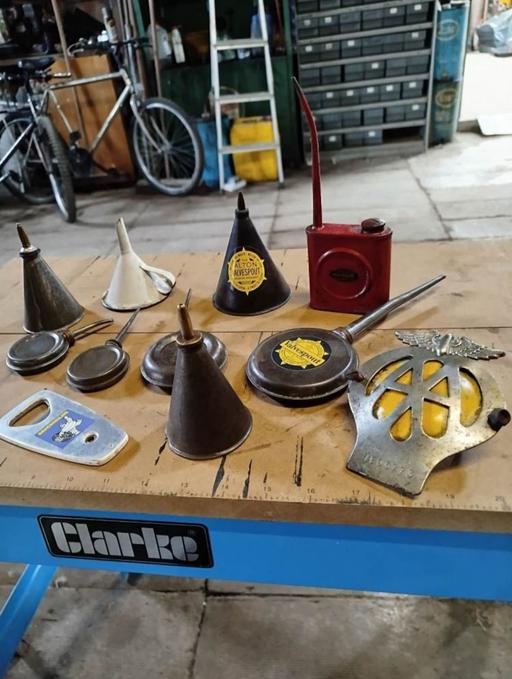 Buy & Sell Hockley Tamworth - Photos for Lot Of Vintage Oil Cans Oilers AA