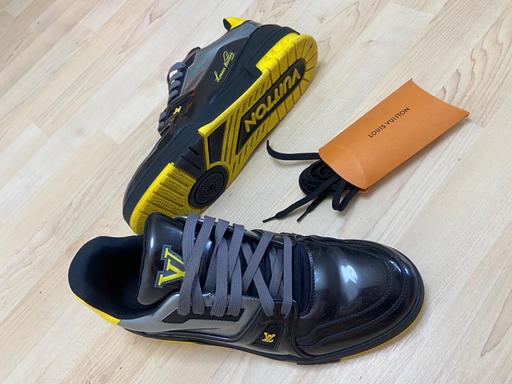 Buy & Sell Rednal Birmingham - Photos for Louis Vuitton trainer