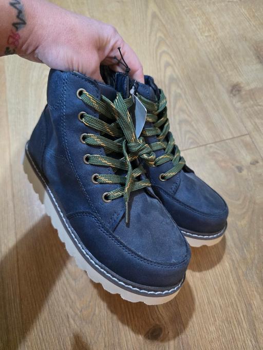 Buy & Sell Weoley Castle Birmingham - Photos for NEW Size 2 boys TU boots