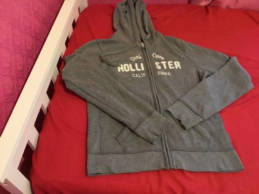 Buy & Sell Woodcross Wolverhampton - Photos for Hodded Top Size L see second pic