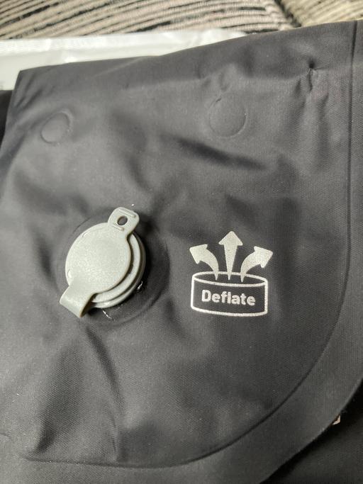 Buy & Sell Sedgley Dudley - Photos for Sport pillow