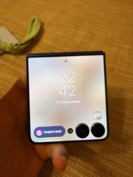 Buy & Sell Skimpot Central Bedfordshire - Photos for Samsung galaxy Z flip 7