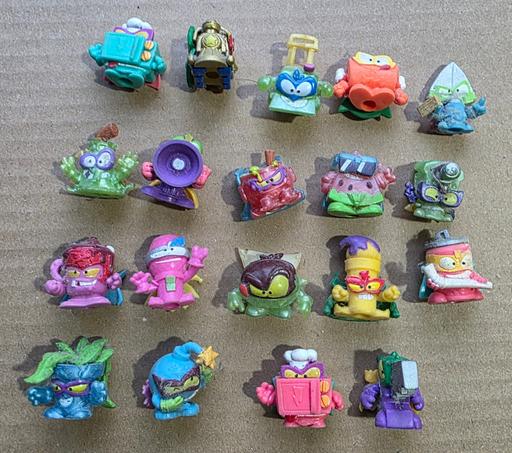 Buy & Sell Stourbridge Dudley - Photos for Superthings Mini Toy Figures Job Lot x 19