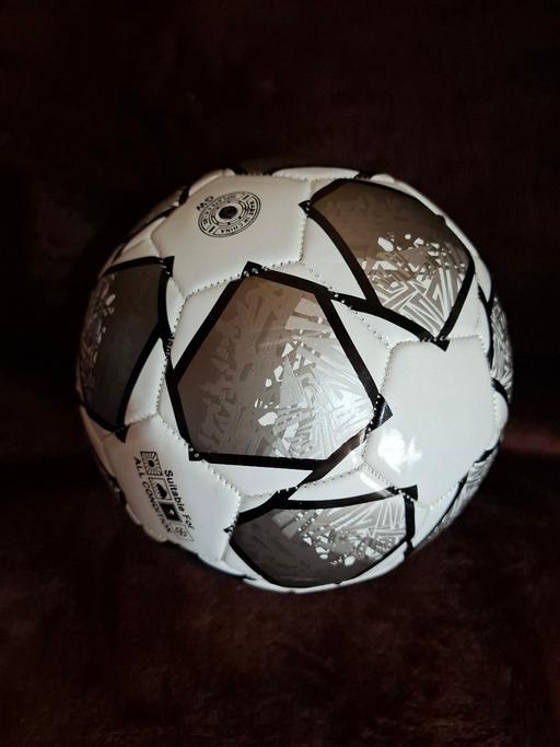 Buy & Sell Woodsetton Dudley - Photos for FOOTBALL ⚽️