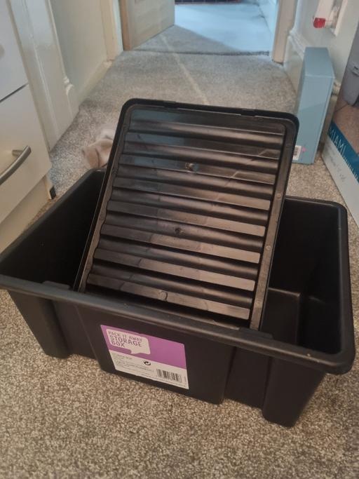 Classes Walsall Town Centre Walsall - Photos for storage box