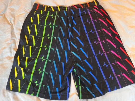 Buy & Sell Rednal Birmingham - Photos for Valentino Garavani multicolor logo shorts