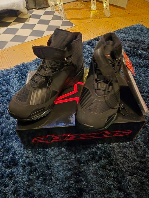 Buy & Sell Victoria Docks East London - Photos for motorcycle Shoes Alpinestars 