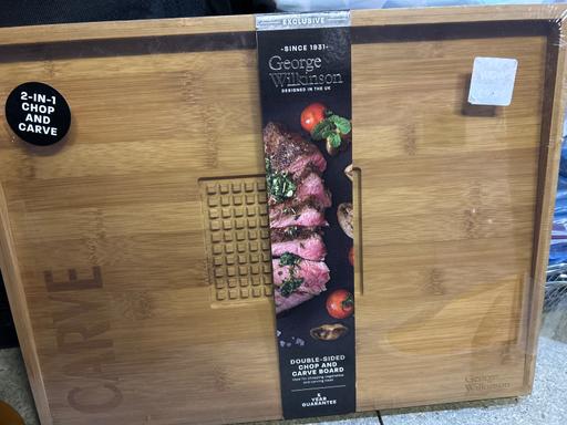 Buy & Sell Dovecot Knowsley - Photos for Large, carve and chop board. Ideal for Xmas