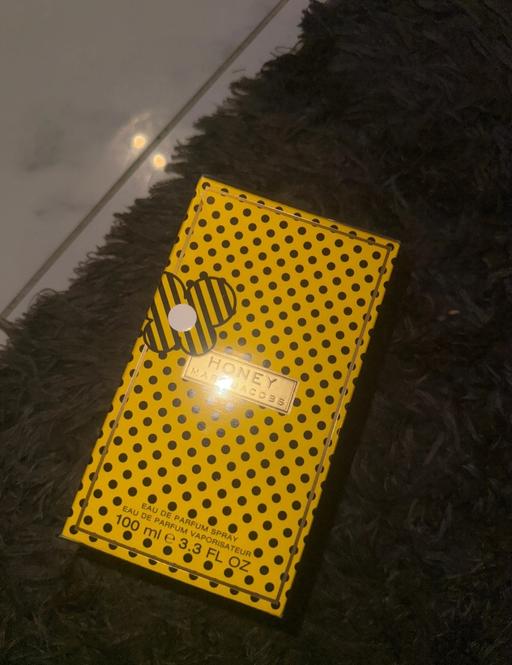 Buy & Sell Gatley Stockport - Photos for perfume