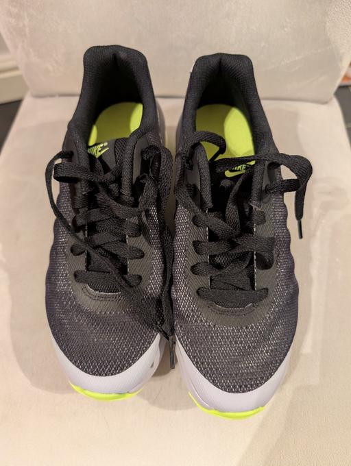Buy & Sell Birkdale Sefton - Photos for Boys size 4 brand new Nike trainer