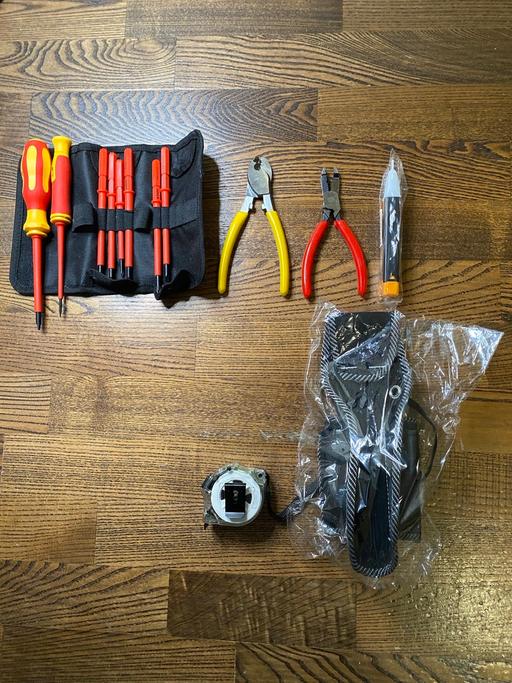 Buy & Sell West Norwood South East London - Photos for Brand New Electrician Tool Set