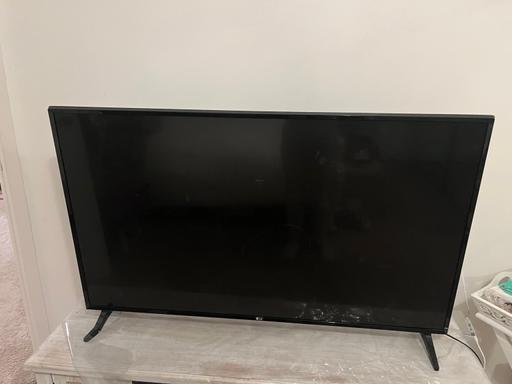 Buy & Sell Canary Wharf East London - Photos for Lg 43inch tv