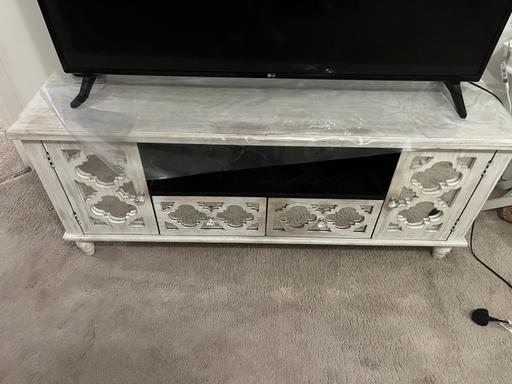 Buy & Sell Millwall East London - Photos for Beautiful Moroccan style tv stand