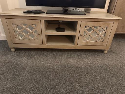 Buy & Sell Bushbury Wolverhampton - Photos for TV cabinet