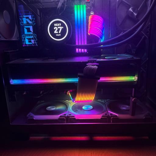 Buy & Sell Canary Wharf East London - Photos for Astral Rtx 5080