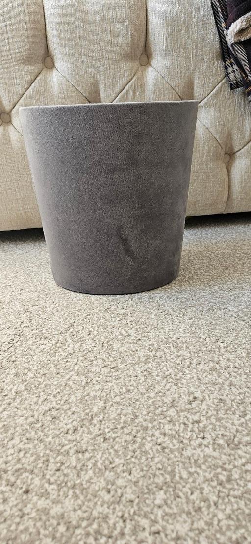 Buy & Sell Worsthorne Burnley - Photos for Plush grey bin