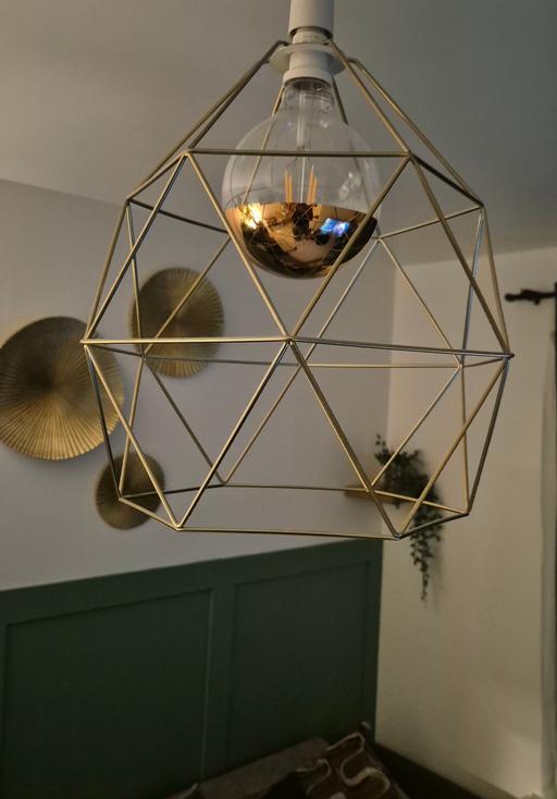 Buy & Sell Clapham South West London - Photos for light shade with bulb