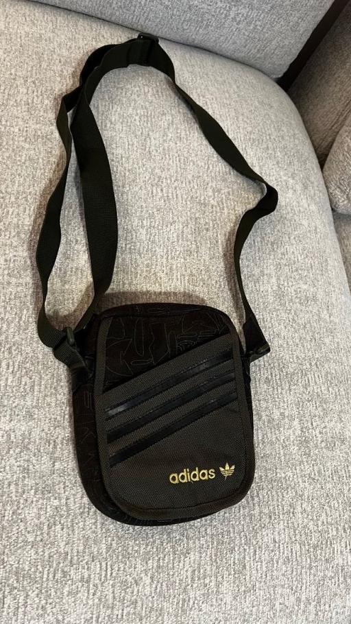 Buy & Sell Birmingham Birmingham - Photos for Adidas Pouch