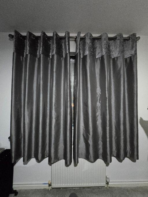 Buy & Sell Nine Elms South West London - Photos for grey curtains