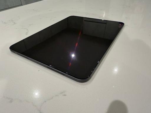 Buy & Sell Aylestone Leicester - Photos for IPad Pro 11inch M4 256GB + Magic Keyboard