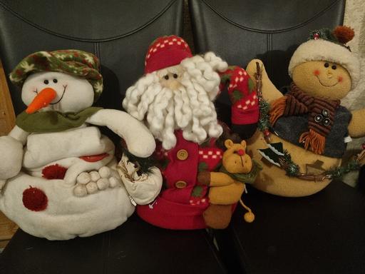 Buy & Sell Addington Village Station South East London - Photos for Christmas display ornaments santa etc £20