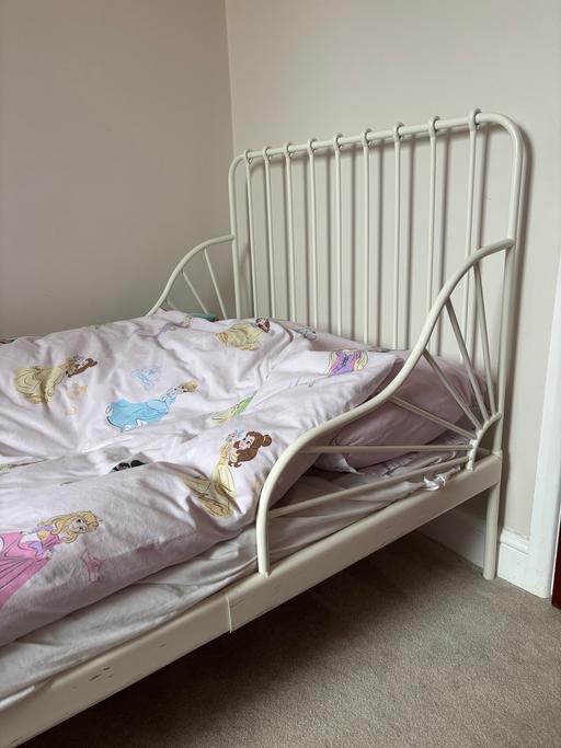 Buy & Sell Cambridge Heath East London - Photos for Extendable bed