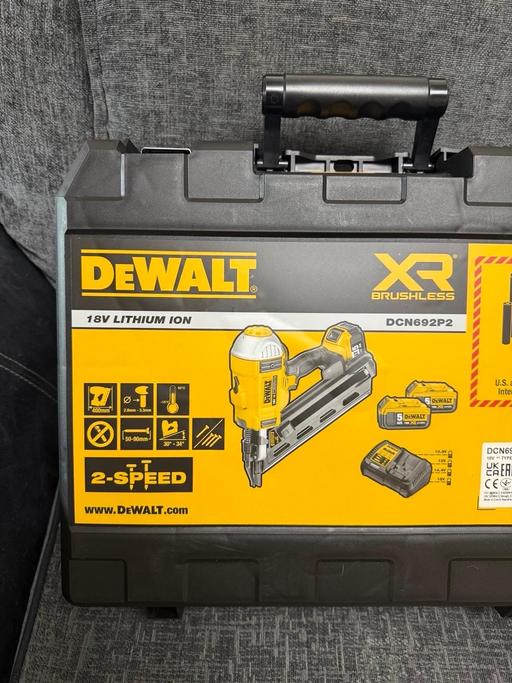 Buy & Sell Edgbaston Birmingham - Photos for DeWalt DCN692P2-GB First Fix Nail Gun New.